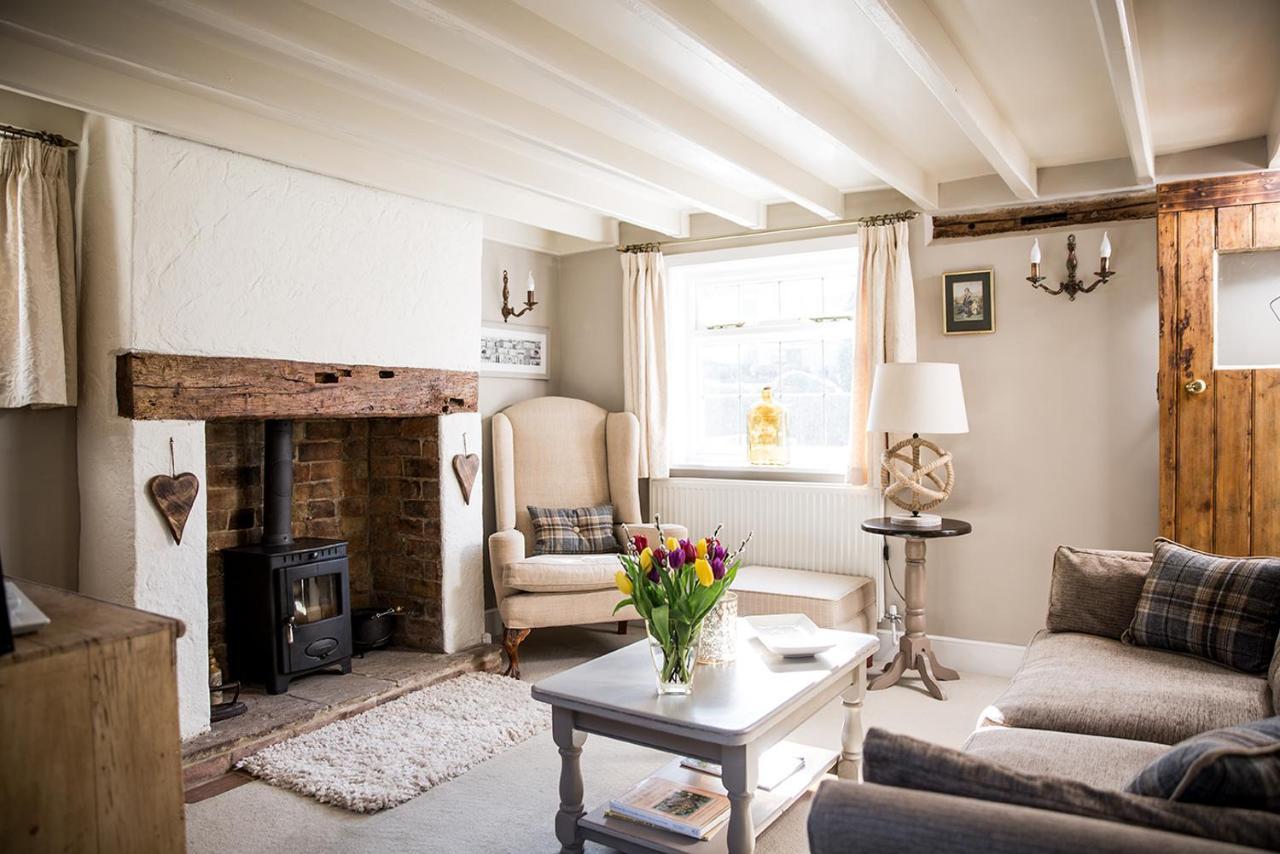 The Cottage And The Nook Gretton  Eksteriør bilde